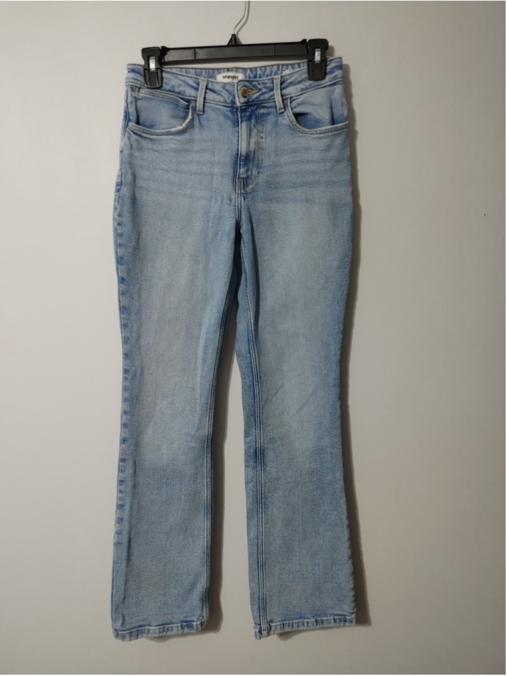 Women's Wrangler High Rise Boot Jeans Size 26 Blue